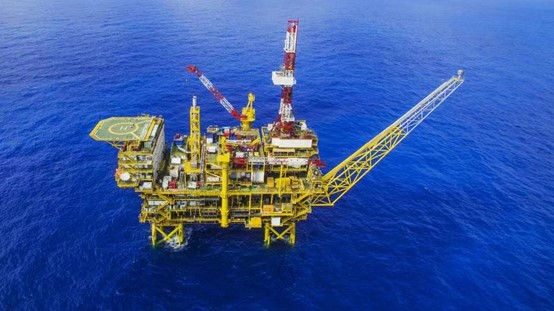 1、海南文昌海上采油平臺.jpg